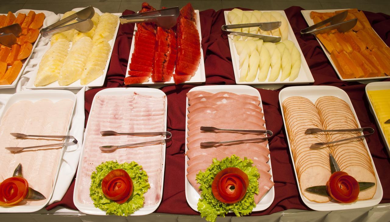 Hotel Atlantico Travel Copacabana Rio de Janeiro Esterno foto Breakfast buffet