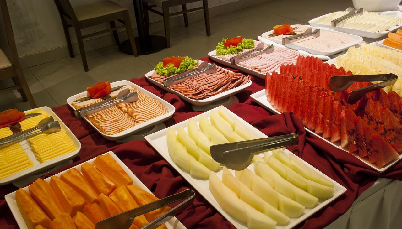 Hotel Atlantico Travel Copacabana Rio de Janeiro Esterno foto Breakfast buffet